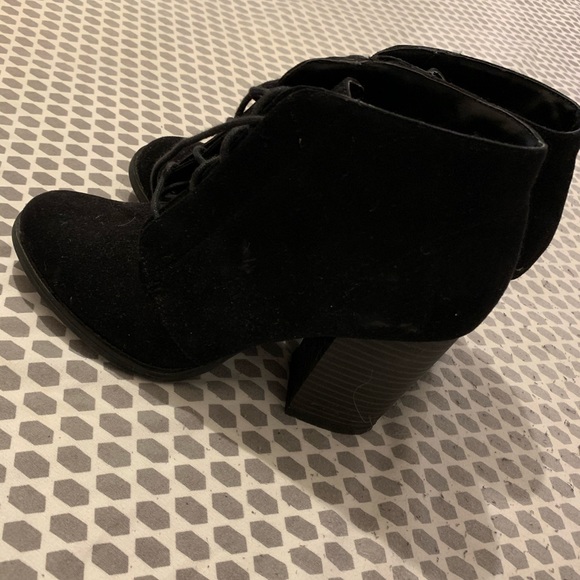 Call it Spring Black booties - Picture 3 of 6